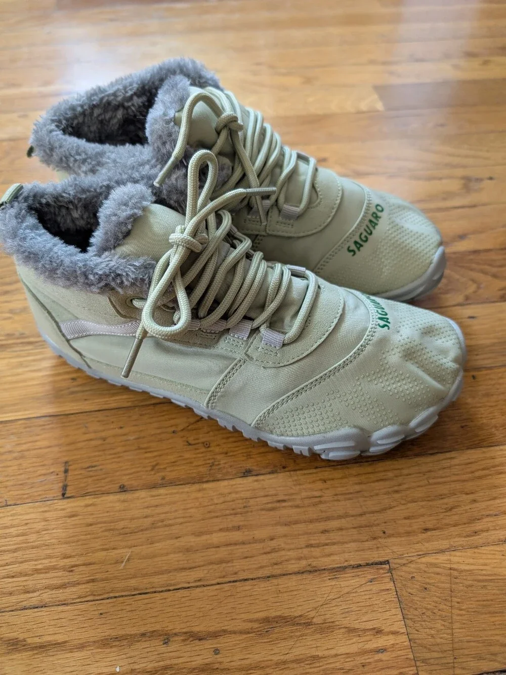New Saguaro Barefoot Light Green Fleece-Lined Winter Boots Women Size 7.5